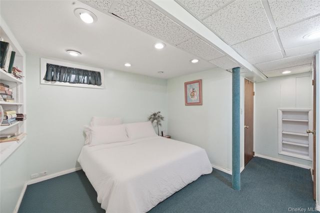 66-71 70th Street, Middle Village, NY 11379