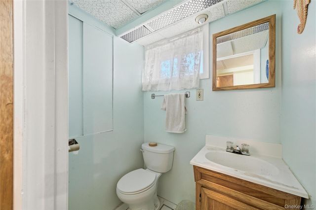 66-71 70th Street, Middle Village, NY 11379