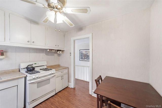 66-71 70th Street, Middle Village, NY 11379