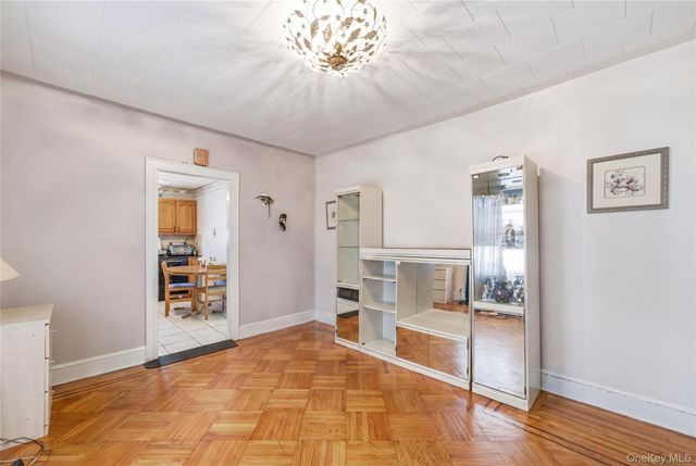 66-71 70th Street, Middle Village, NY 11379