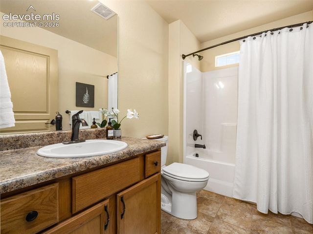 3324 Lions Pride Lane, Pueblo, CO 81005