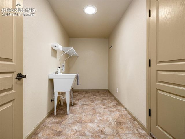 3324 Lions Pride Lane, Pueblo, CO 81005