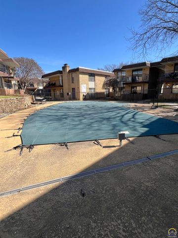 2936 SW Lydia Ave Apt 109, Topeka, KS 66614
