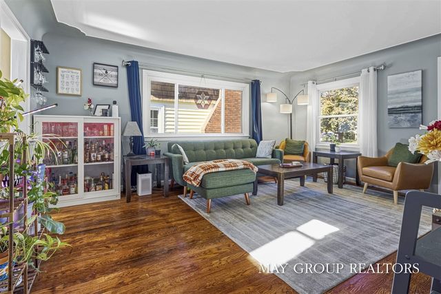 922 Lake Michigan Drive, Grand Rapids, MI 49504