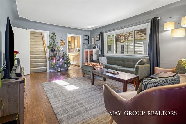 922 Lake Michigan Drive, Grand Rapids, MI 49504