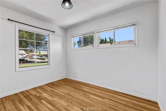 10939 Gloria, Los Angeles, CA 91344