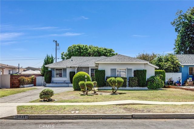 10939 Gloria, Los Angeles, CA 91344