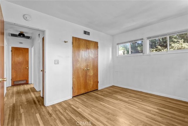10939 Gloria, Los Angeles, CA 91344