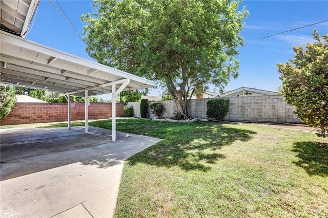 10939 Gloria, Los Angeles, CA 91344