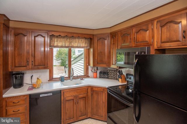 1026 PROSS RD, Lansdale, PA 19446