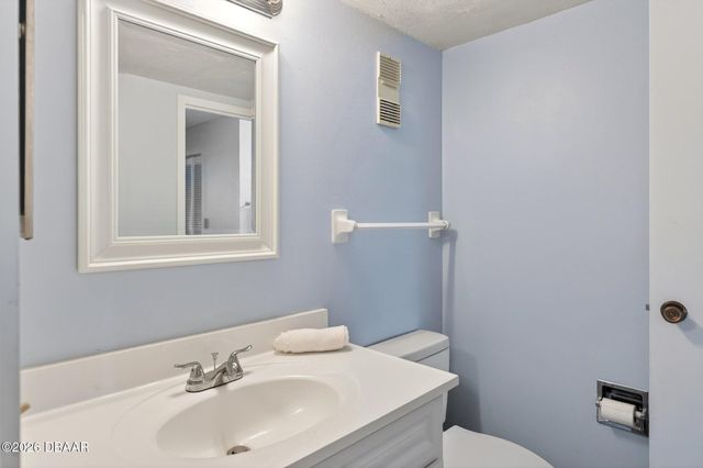 925 N Halifax Ave Apt 410, Daytona Beach, FL 32118