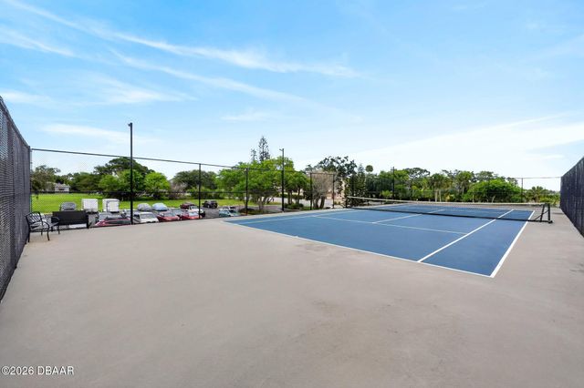 925 N Halifax Ave Apt 410, Daytona Beach, FL 32118