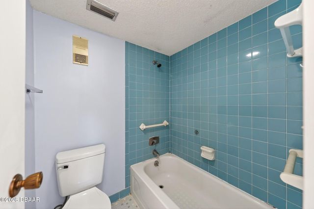 925 N Halifax Ave Apt 410, Daytona Beach, FL 32118