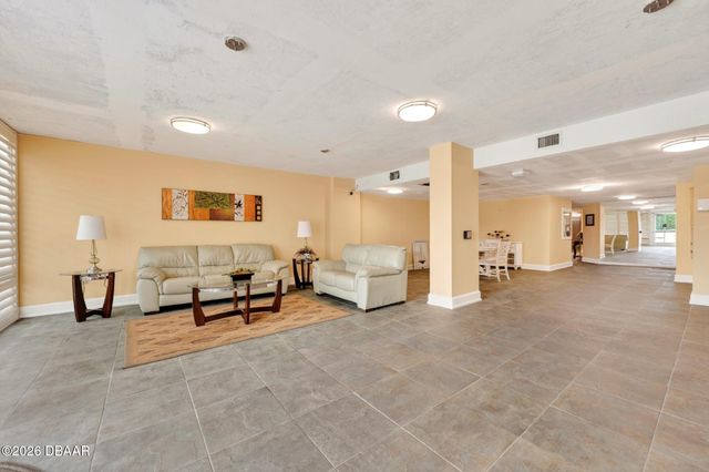 925 N Halifax Ave Apt 410, Daytona Beach, FL 32118
