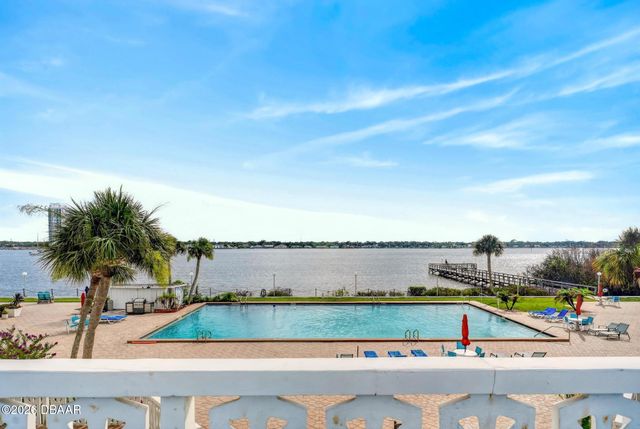 925 N Halifax Ave Apt 410, Daytona Beach, FL 32118