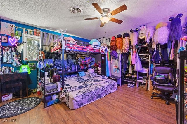 4202 West Pinecrest Circle, Las Vegas, NV 89121