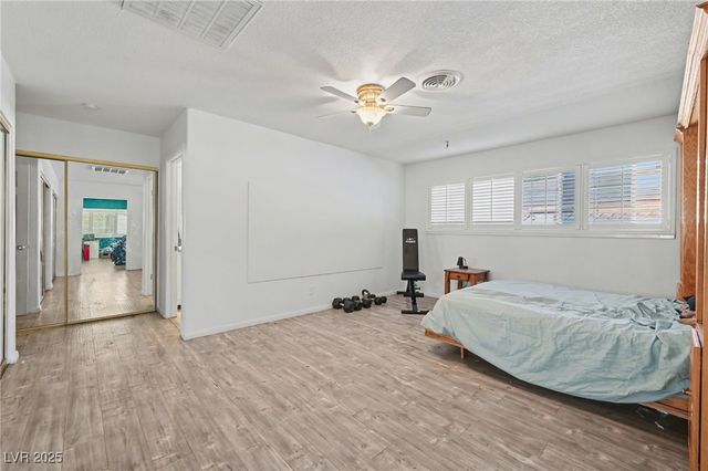 4202 West Pinecrest Circle, Las Vegas, NV 89121