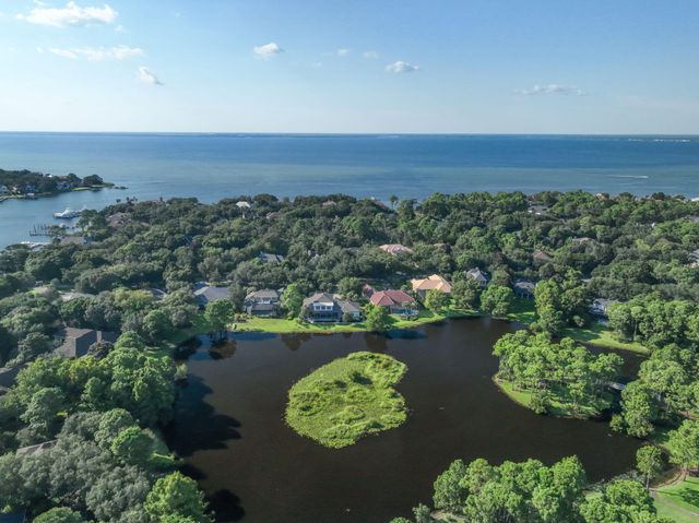 236 Matties Way, Destin, FL 32541