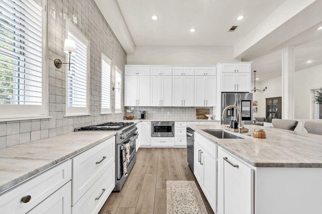 236 Matties Way, Destin, FL 32541