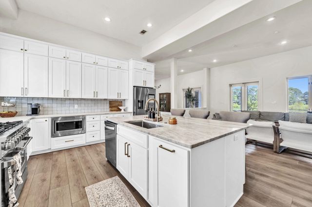 236 Matties Way, Destin, FL 32541