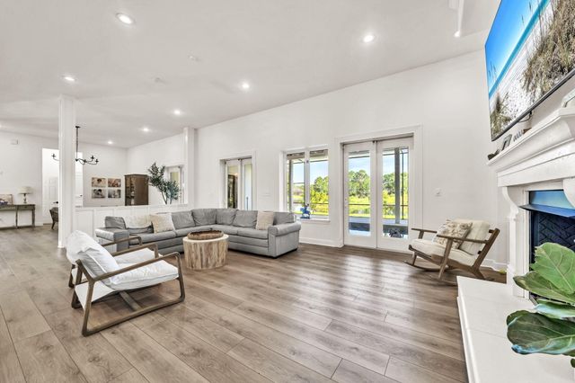 236 Matties Way, Destin, FL 32541