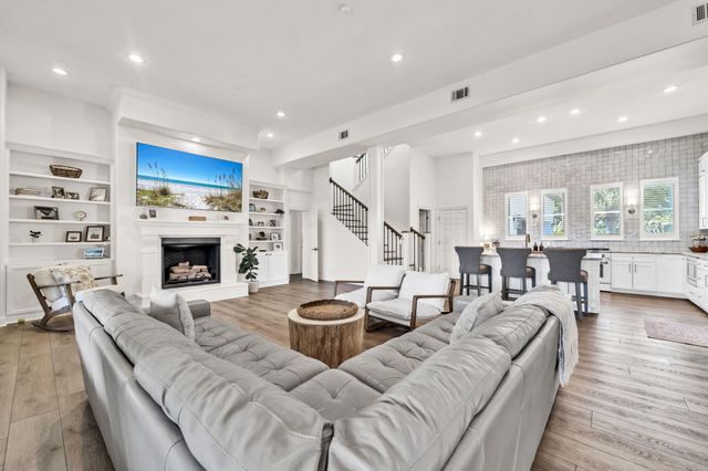 236 Matties Way, Destin, FL 32541