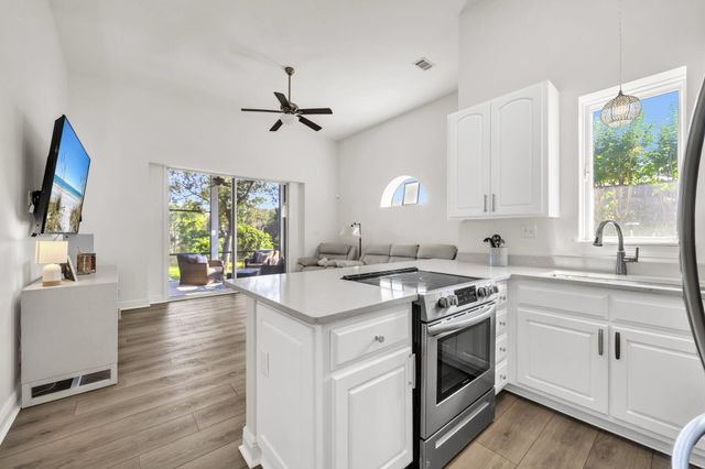 236 Matties Way, Destin, FL 32541