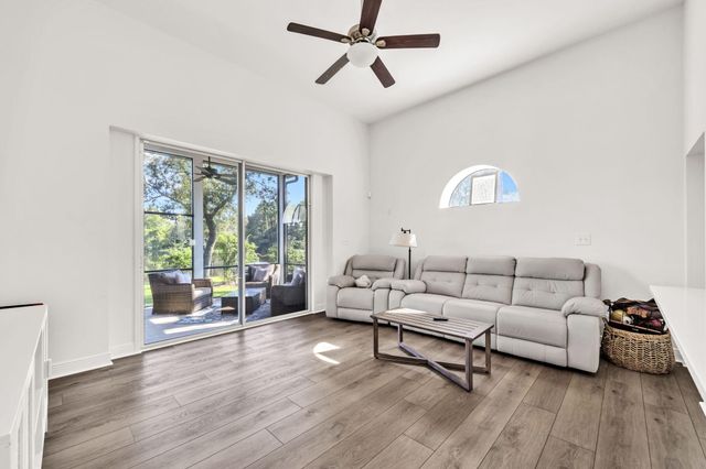 236 Matties Way, Destin, FL 32541