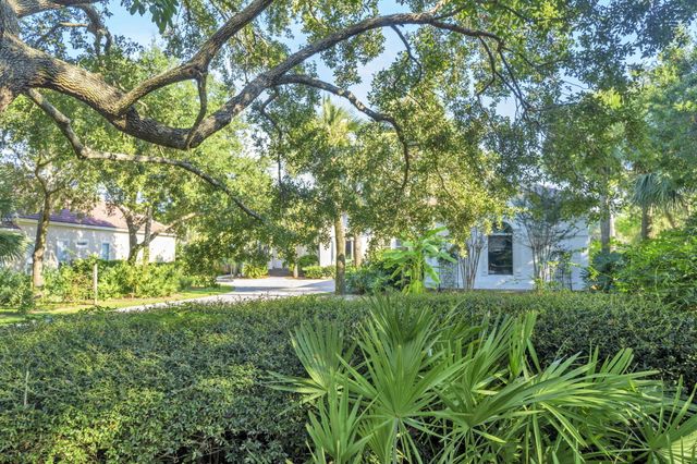 236 Matties Way, Destin, FL 32541