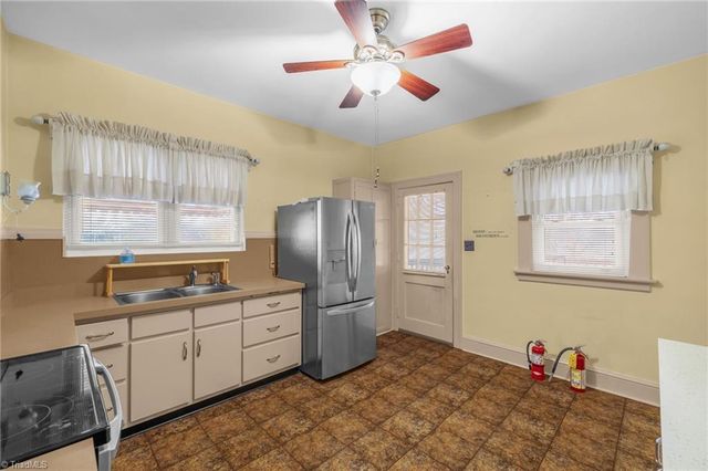 1222 Meadow Road, Eden, NC 27288