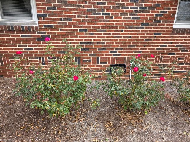 1222 Meadow Road, Eden, NC 27288