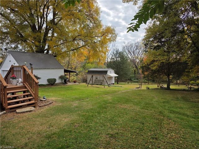 1222 Meadow Road, Eden, NC 27288