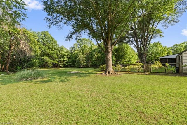 1222 Meadow Road, Eden, NC 27288