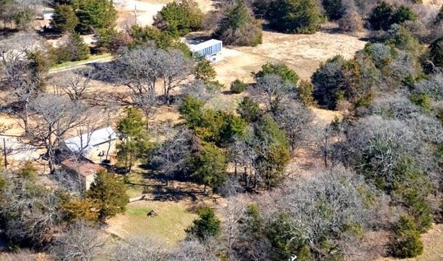 374 Hideaway Lane, Valley View, TX 76272