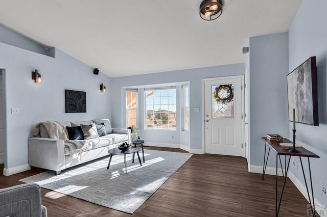 613 E Earl Dr, Pueblo West, CO 81007