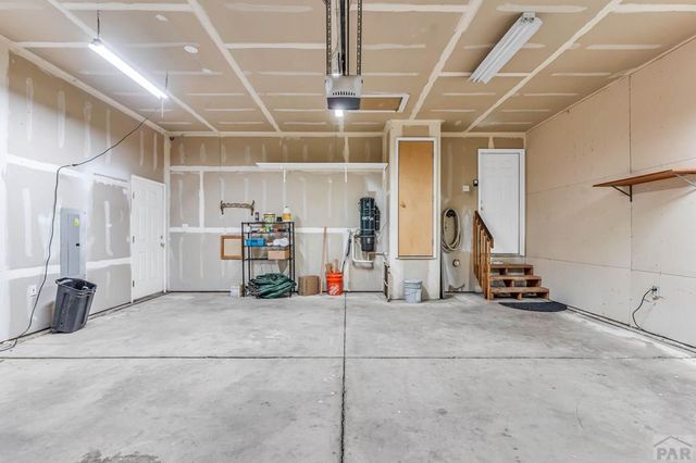 613 E Earl Dr, Pueblo West, CO 81007