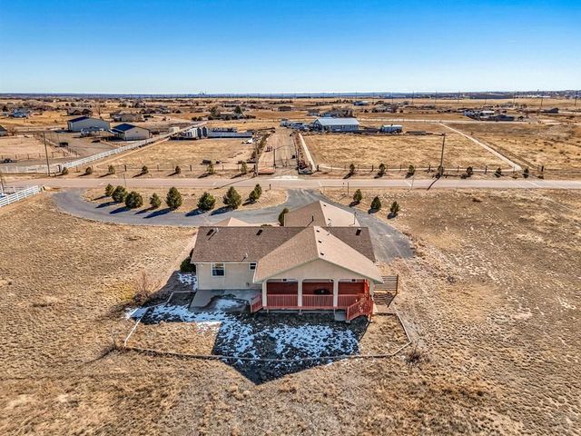 613 E Earl Dr, Pueblo West, CO 81007