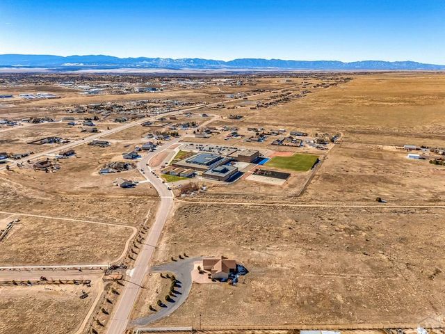 613 E Earl Dr, Pueblo West, CO 81007