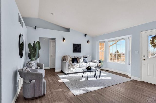 613 E Earl Dr, Pueblo West, CO 81007