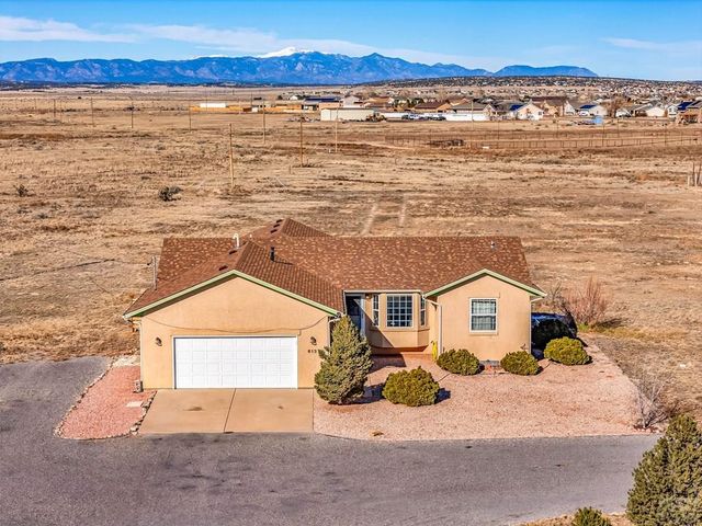 613 E Earl Dr, Pueblo West, CO 81007