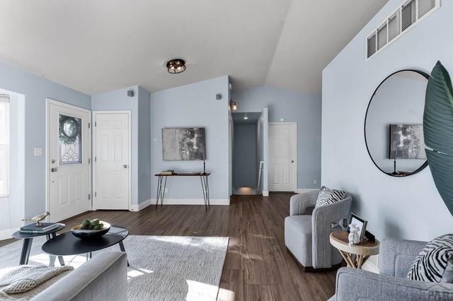 613 E Earl Dr, Pueblo West, CO 81007