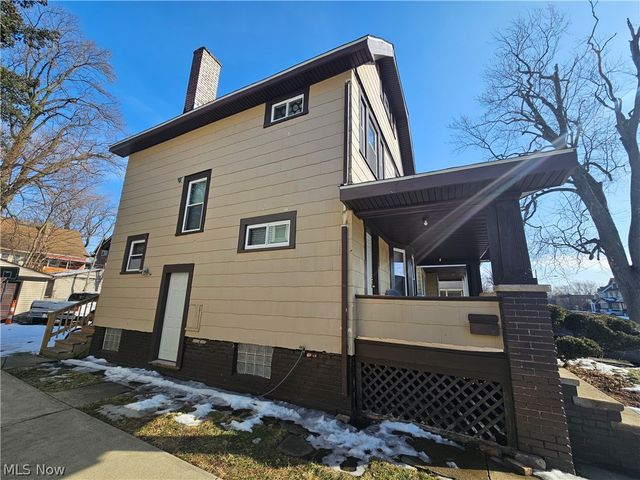 15301 Parkgrove Avenue, Cleveland, OH 44110