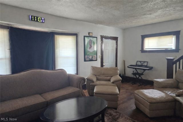 15301 Parkgrove Avenue, Cleveland, OH 44110