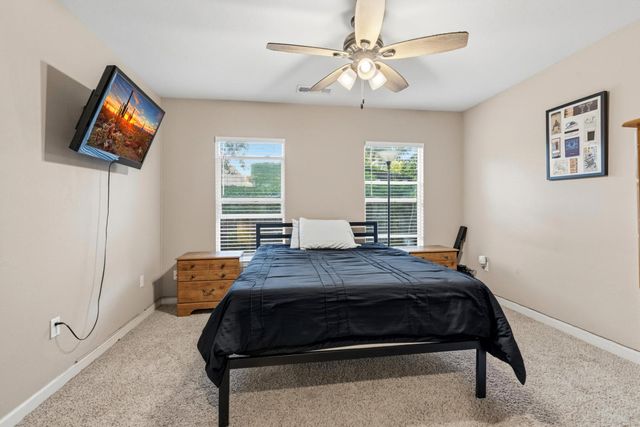 33 E pine, Stockton, CA 95204