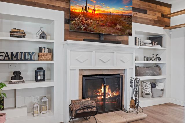 33 E pine, Stockton, CA 95204