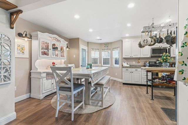 33 E pine, Stockton, CA 95204