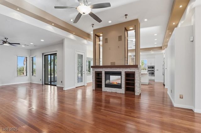 928 Santa Helena Avenue, Henderson, NV 89002