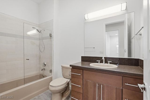 928 Santa Helena Avenue, Henderson, NV 89002