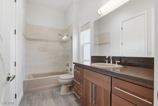 928 Santa Helena Avenue, Henderson, NV 89002