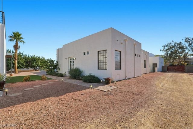 928 Santa Helena Avenue, Henderson, NV 89002